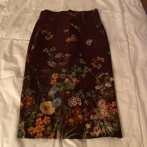 Zara maroon midi pencil skirt with floral print